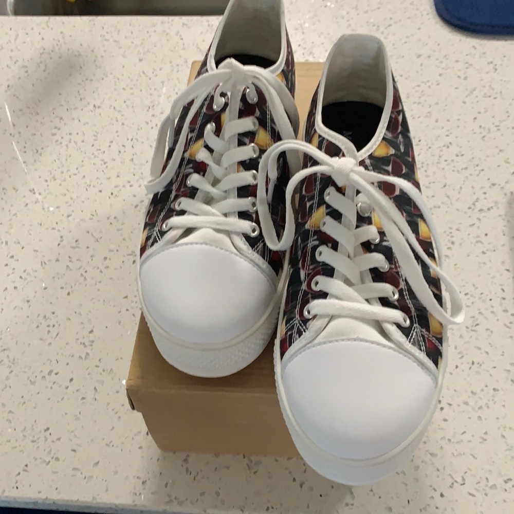 Converse style with wine design never worn